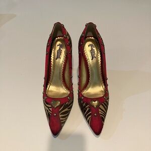Hale Bob Animal Skin, Burgundy and Brass Heals